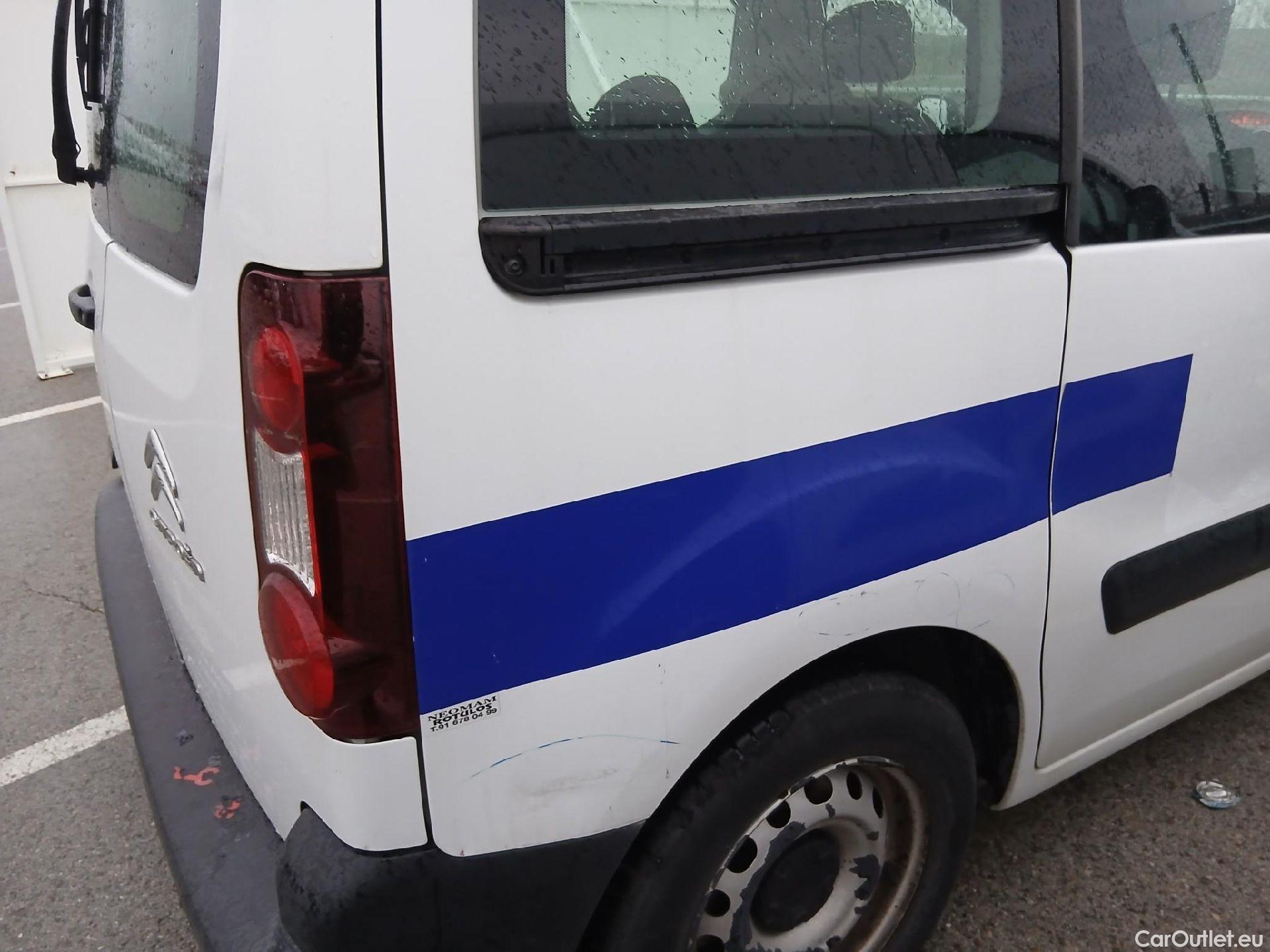  Citroen  Berlingo CITROEN  / 2015 / 4P / combi Multispace LIVE Edit.BlueHDi 74KW (100CV (AC) #24