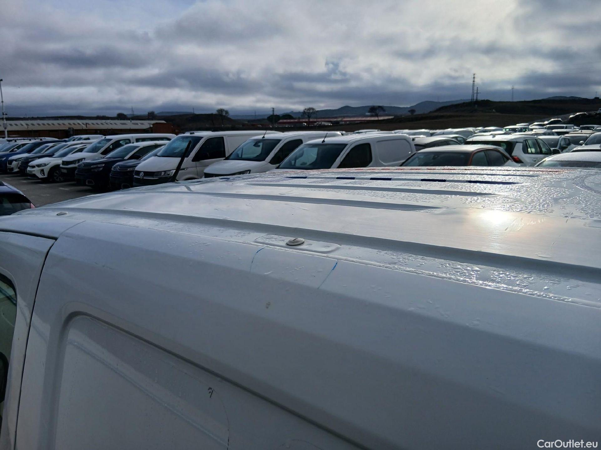  Citroen  Berlingo CITROEN  / 2018 / 3P / furgón derivado de turismo Talla M BlueHDi 100 CONTROL #24