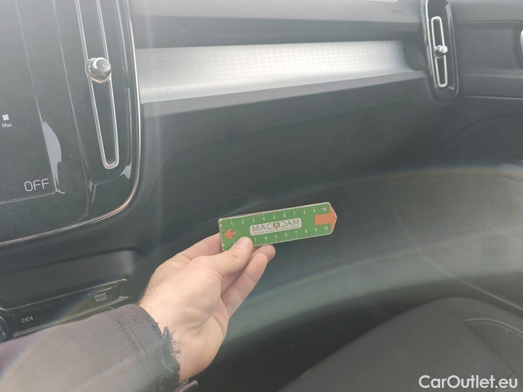  Volvo  XC 40 VOLVO XC40 / 2017 / 5P / todoterreno 1.5 T3 Momentum Pro #26