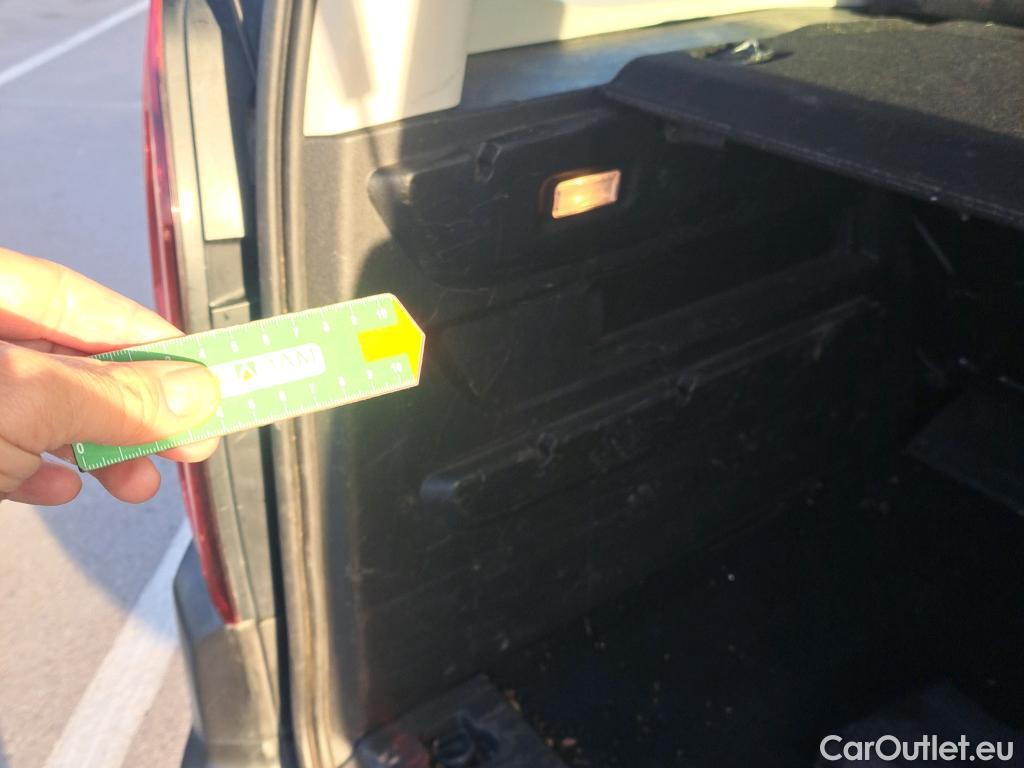  Citroen  Berlingo CITROEN  / 2018 / 5P / monovolumen compacto Talla M BlueHDi 100 S&S FEEL #21