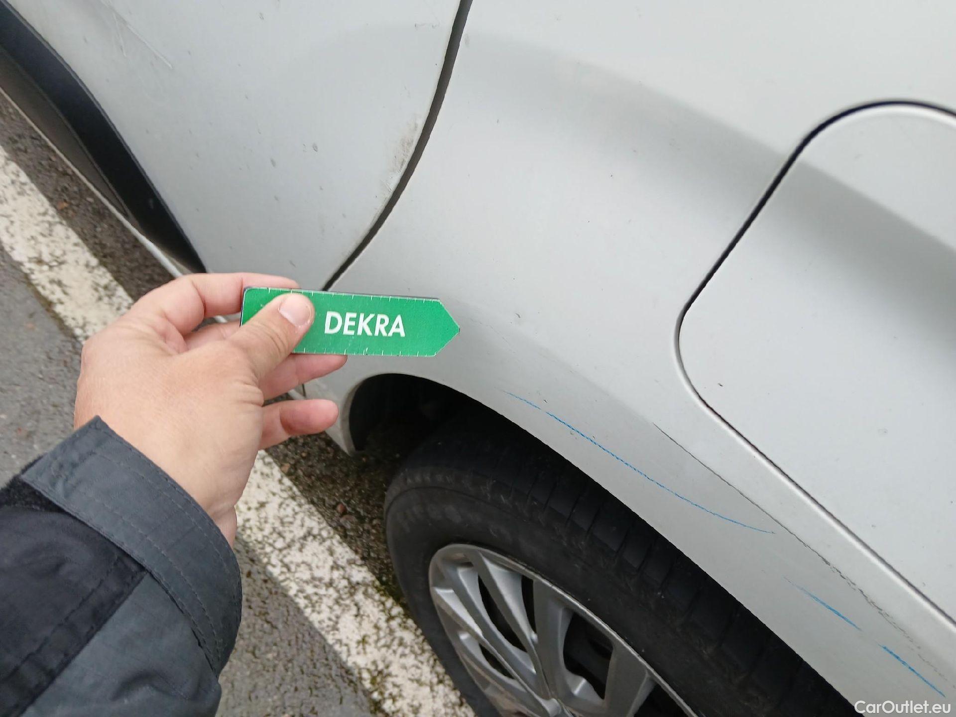  Citroen  Berlingo CITROEN  / 2018 / 5P / monovolumen compacto Talla M BlueHDi 100 S&S FEEL #20