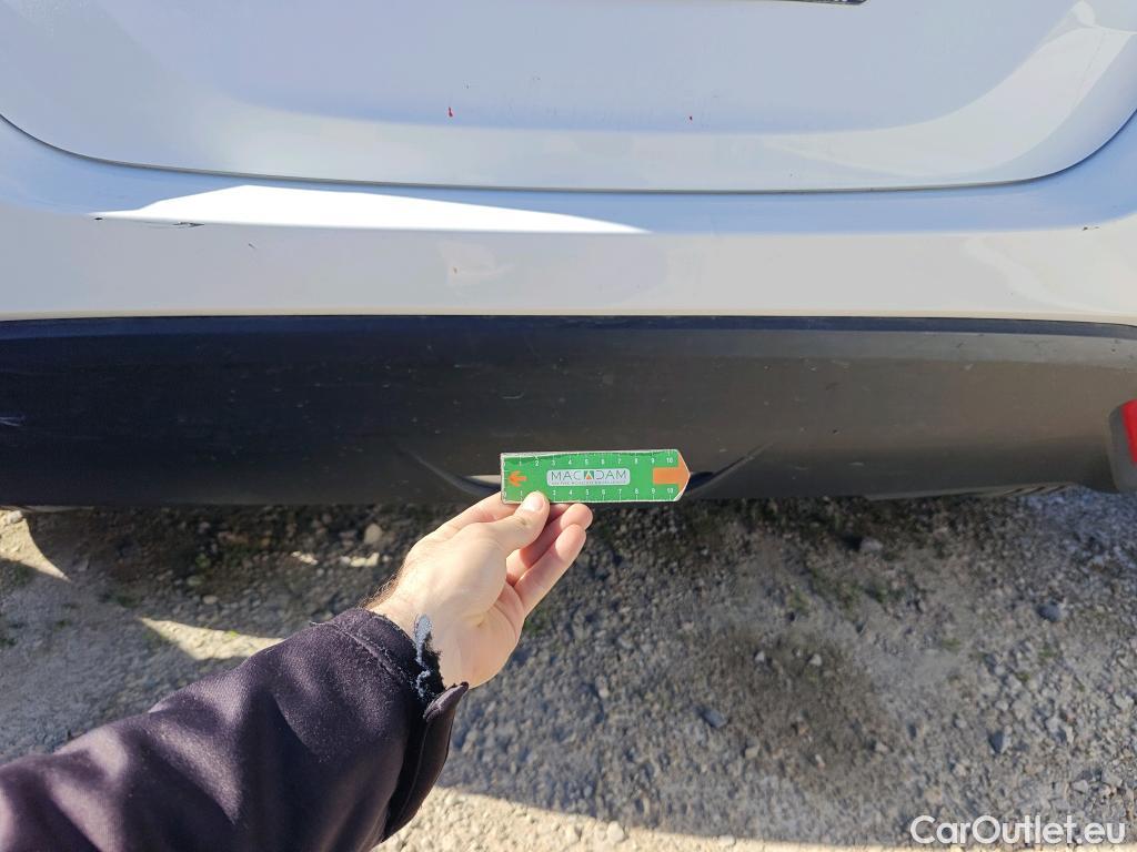  Toyota  Yaris TOYOTA  / 2020 / 5P / berlina con portón 1.5 120H Active Tech #7