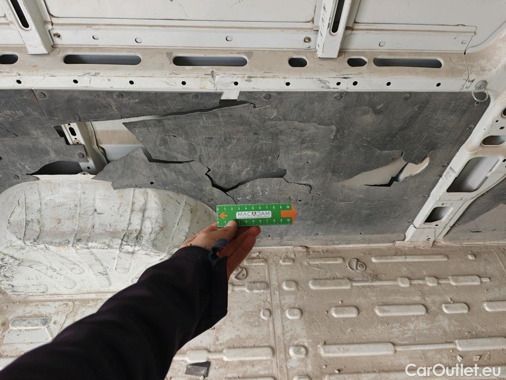  Citroen  Jumper CITROEN  / 2014 / 4P / furgón BlueHDi 88KW (120CV) Furgón 35L3H2 #19