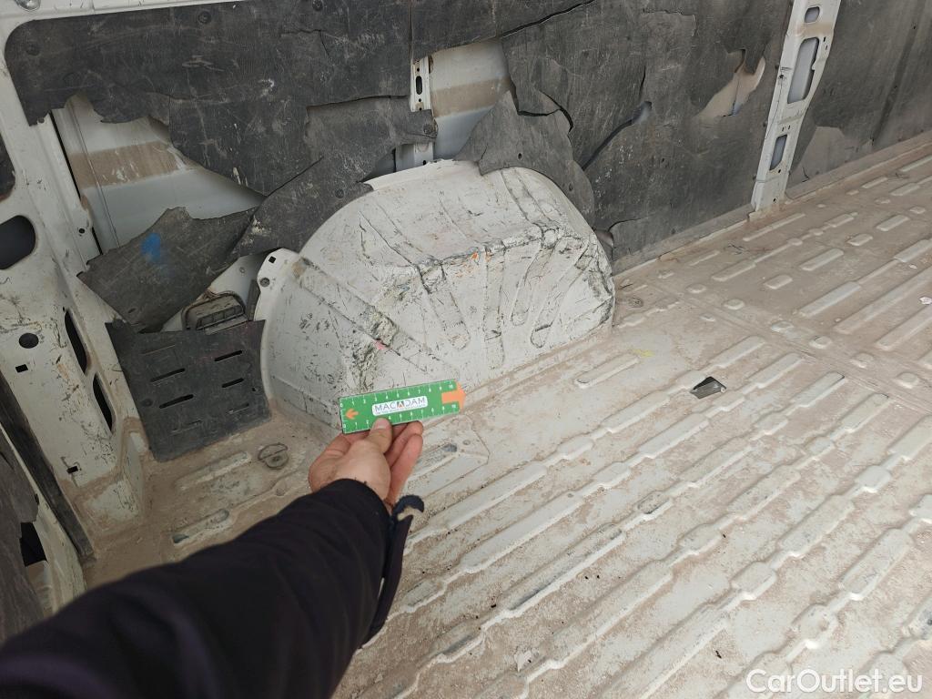  Citroen  Jumper CITROEN  / 2014 / 4P / furgón BlueHDi 88KW (120CV) Furgón 35L3H2 #40