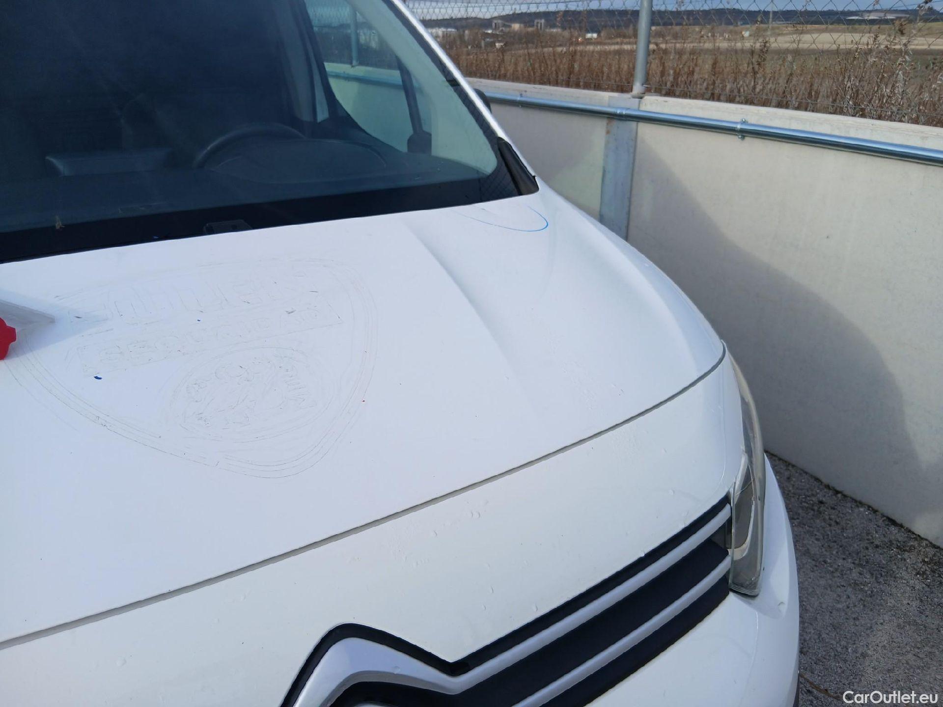  Citroen  Berlingo CITROEN  / 2018 / 3P / furgón derivado de turismo Talla M BlueHDi 100 CONTROL #2