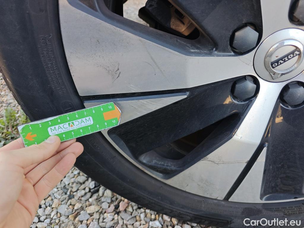  Volvo  XC 40 VOLVO XC40 / 2017 / 5P / todoterreno 1.5 T5 Twin Recharge Inscription Ex Auto #11