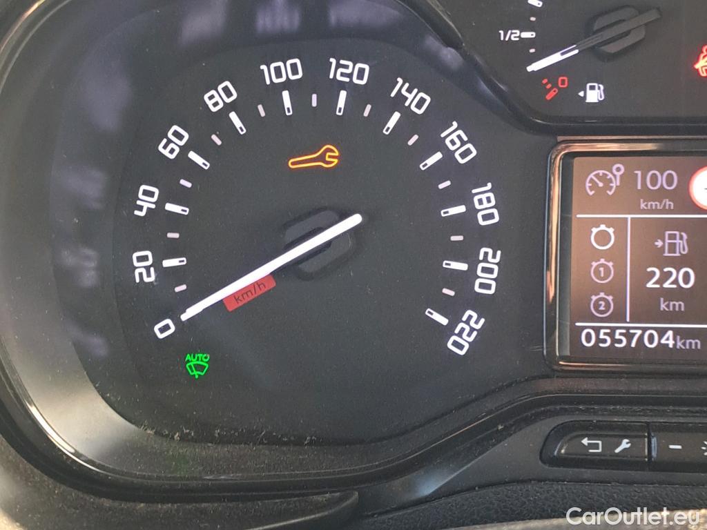  Citroen  Berlingo CITROEN  / 2018 / 5P / monovolumen compacto Talla M BlueHDi 100 S&S FEEL #41