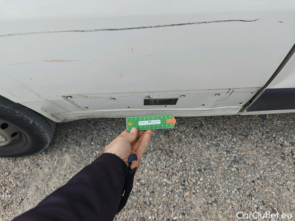  Citroen  Jumper CITROEN  / 2014 / 4P / furgón BlueHDi 88KW (120CV) Furgón 35L3H2 #106