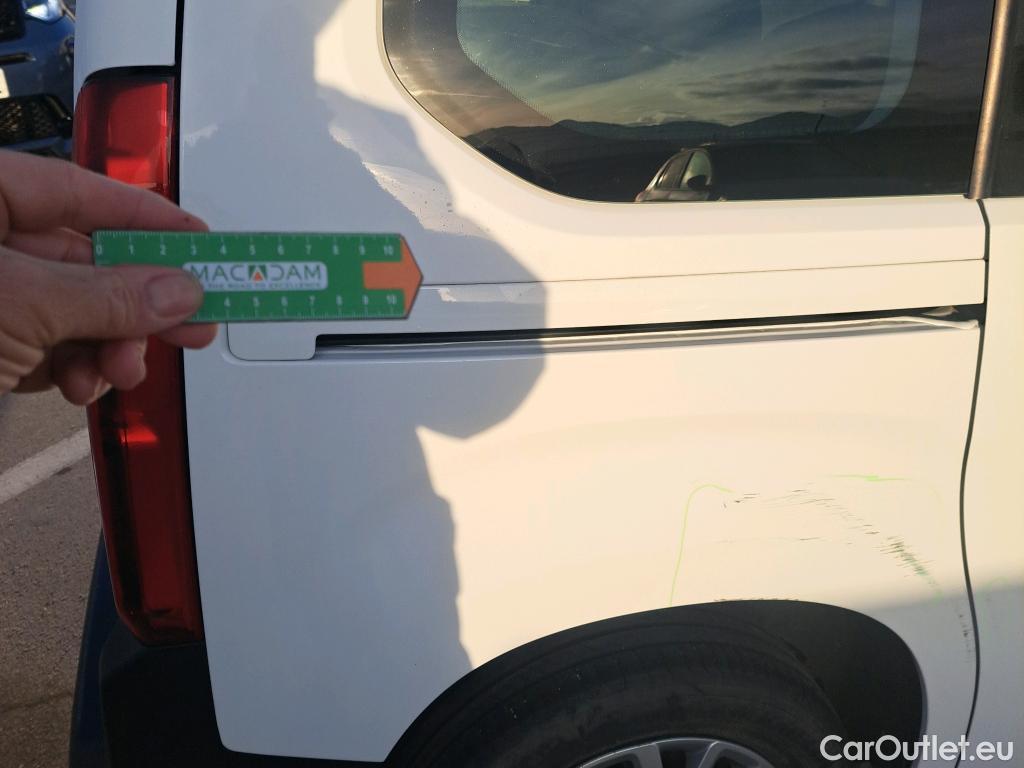  Citroen  Berlingo CITROEN  / 2018 / 5P / monovolumen compacto Talla M BlueHDi 100 S&S FEEL #1