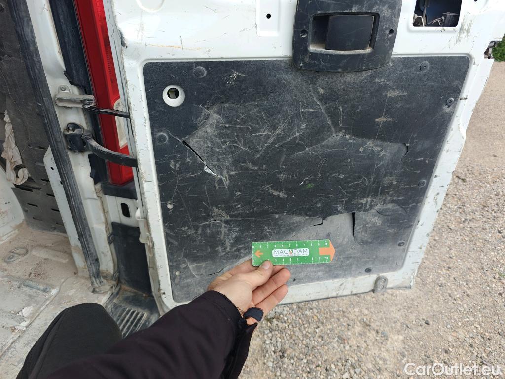  Citroen  Jumper CITROEN  / 2014 / 4P / furgón BlueHDi 88KW (120CV) Furgón 35L3H2 #69