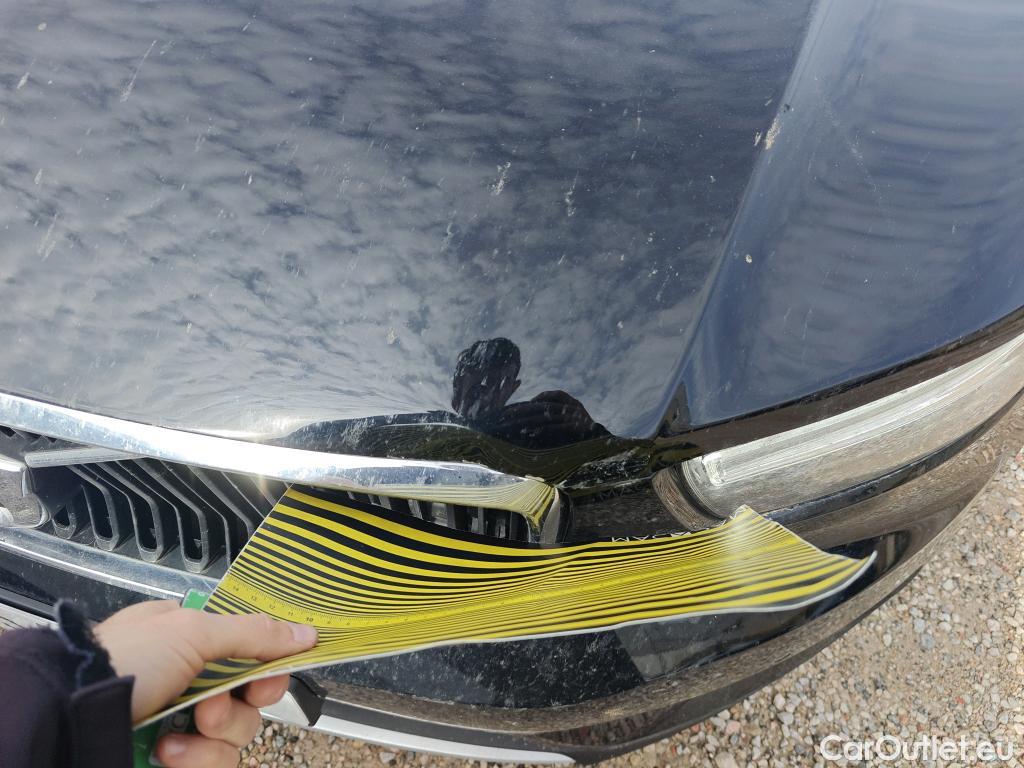  Volvo  XC 40 VOLVO XC40 / 2017 / 5P / todoterreno 1.5 T3 Momentum Pro #4