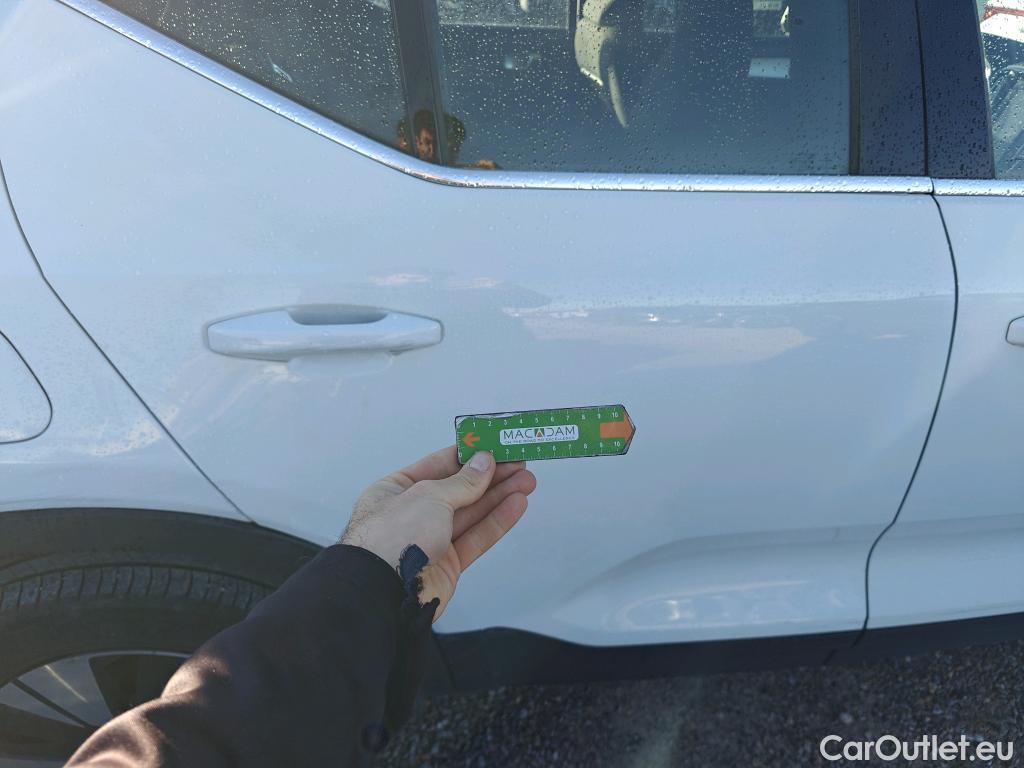  Volvo  XC 40 VOLVO XC40 / 2017 / 5P / todoterreno 1.5 T5 Twin Recharge Inscription Ex Auto #3