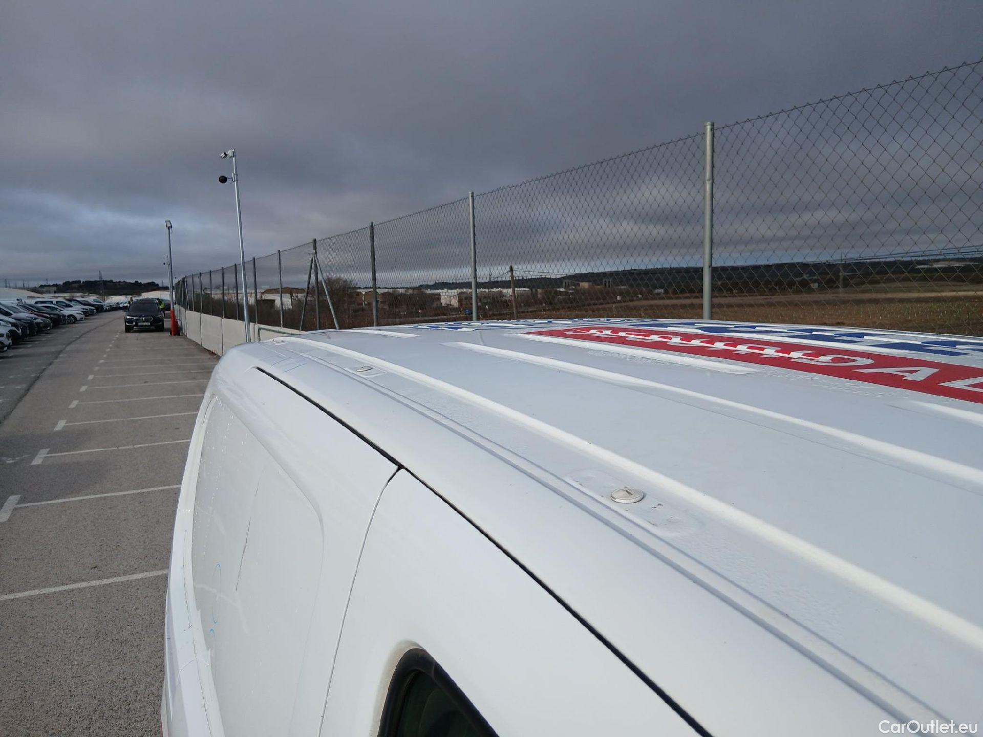  Citroen  Berlingo CITROEN  / 2018 / 3P / furgón derivado de turismo Talla M BlueHDi 100 CONTROL #21