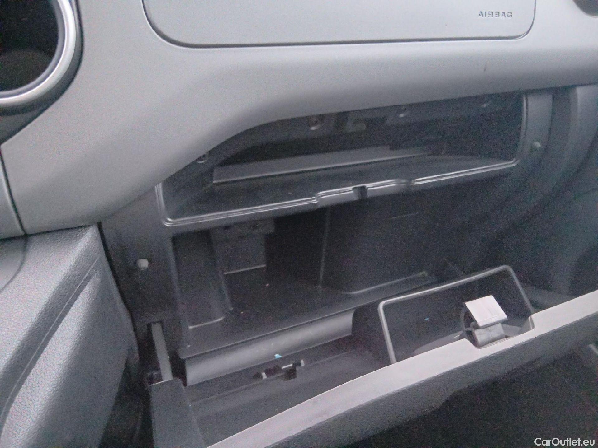  Citroen  Berlingo CITROEN  / 2015 / 4P / combi Multispace LIVE Edit.BlueHDi 74KW (100CV (AC) #1