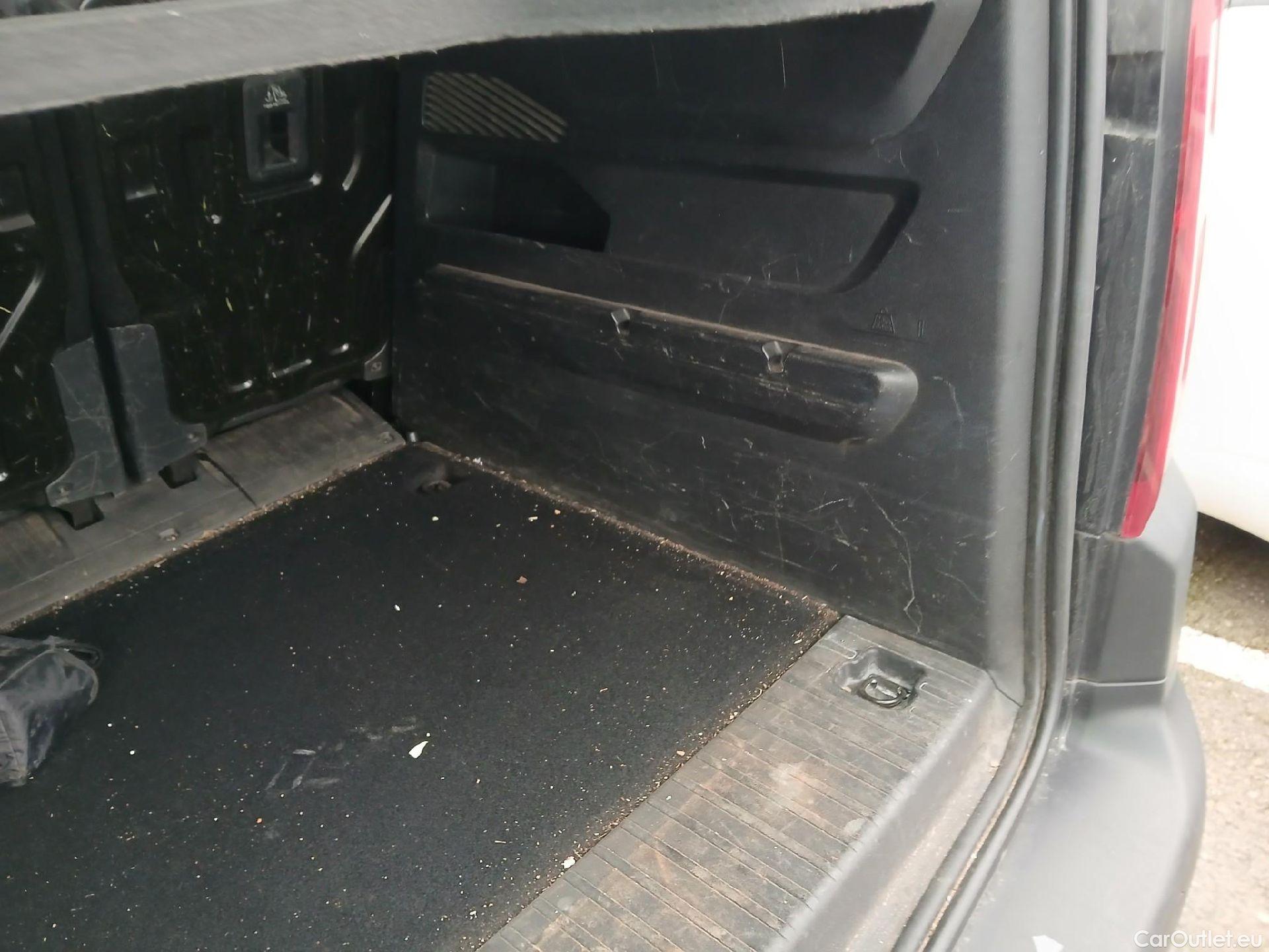  Citroen  Berlingo CITROEN  / 2018 / 5P / monovolumen compacto Talla M BlueHDi 100 S&S FEEL #10