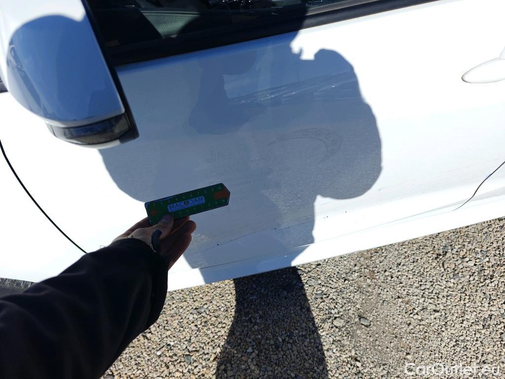  Toyota  Yaris TOYOTA  / 2020 / 5P / berlina con portón 1.5 120H Active Tech #15