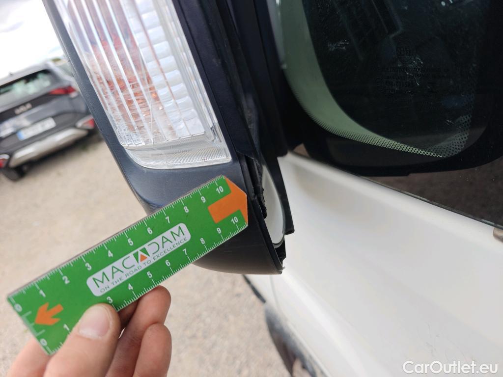  Citroen  Jumper CITROEN  / 2014 / 4P / furgón BlueHDi 88KW (120CV) Furgón 35L3H2 #48