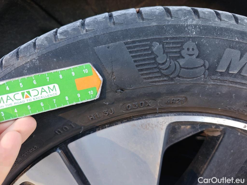  Volvo  XC 40 VOLVO XC40 / 2017 / 5P / todoterreno 1.5 T5 Twin Recharge Inscription Ex Auto #1