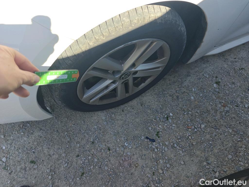  Toyota  Corolla TOYOTA  / 2019 / 5P / familiar 1.8 125H ACTIVE TECH E-CVT TOU SPORT #5