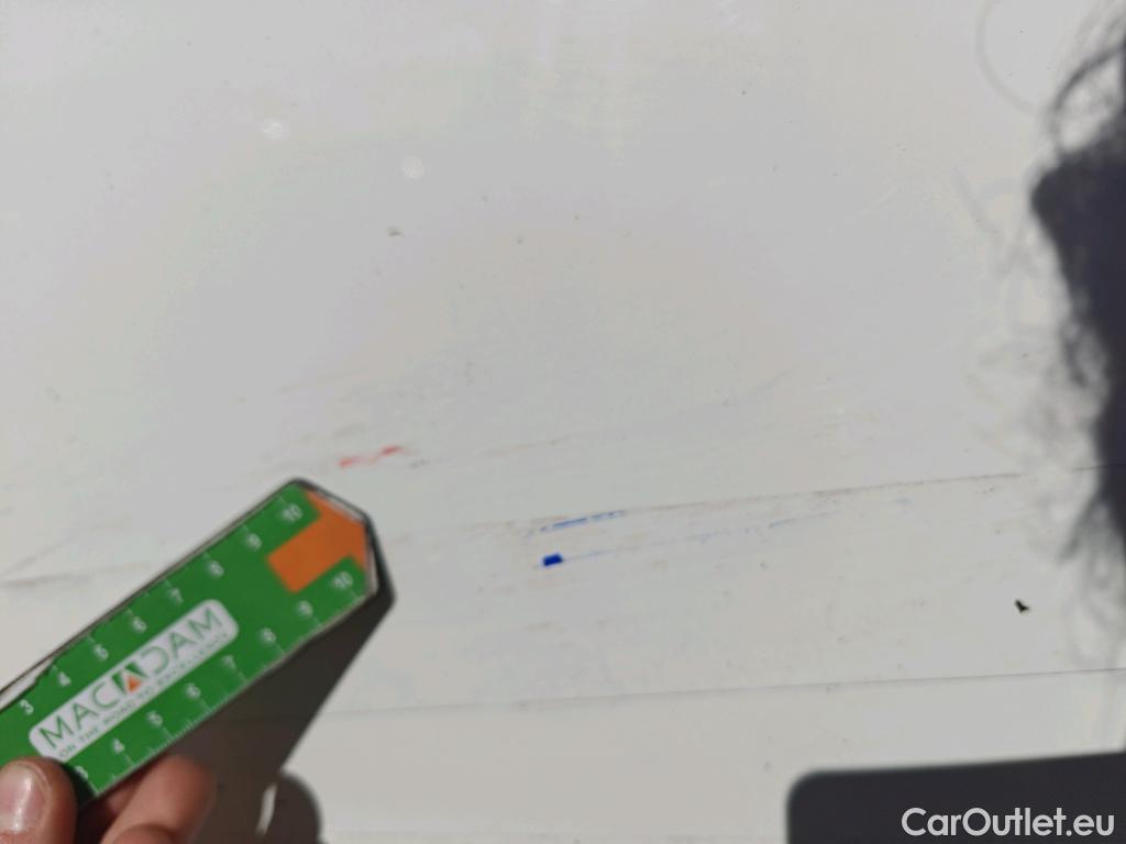  Toyota  Yaris TOYOTA  / 2020 / 5P / berlina con portón 1.5 120H Active Tech #20