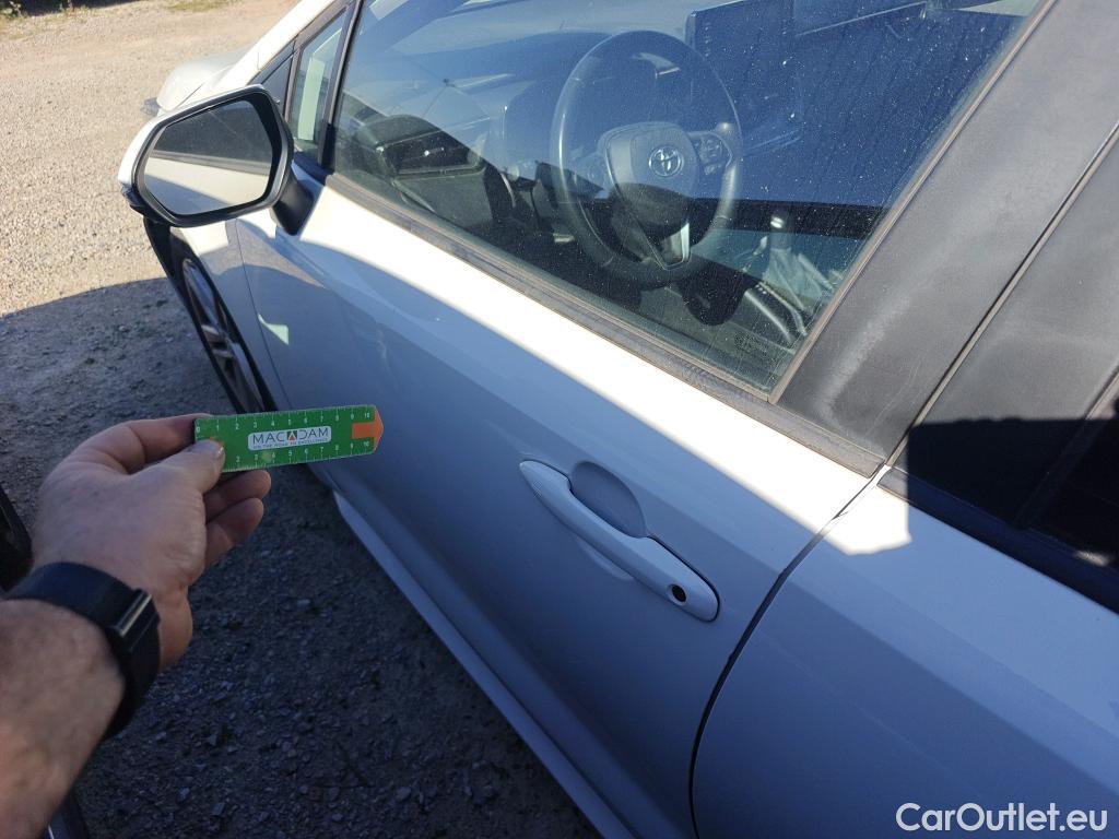  Toyota  Corolla TOYOTA  / 2019 / 5P / familiar 1.8 125H ACTIVE TECH E-CVT TOU SPORT #3