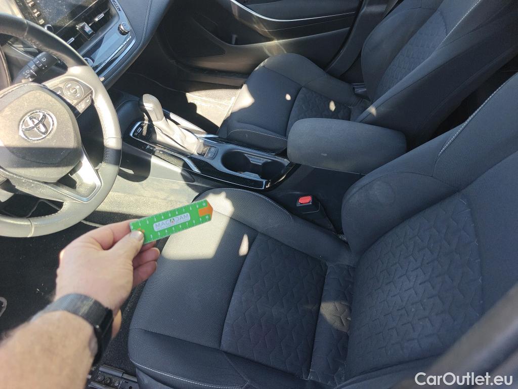  Toyota  Corolla TOYOTA  / 2019 / 5P / familiar 1.8 125H ACTIVE TECH E-CVT TOU SPORT #27