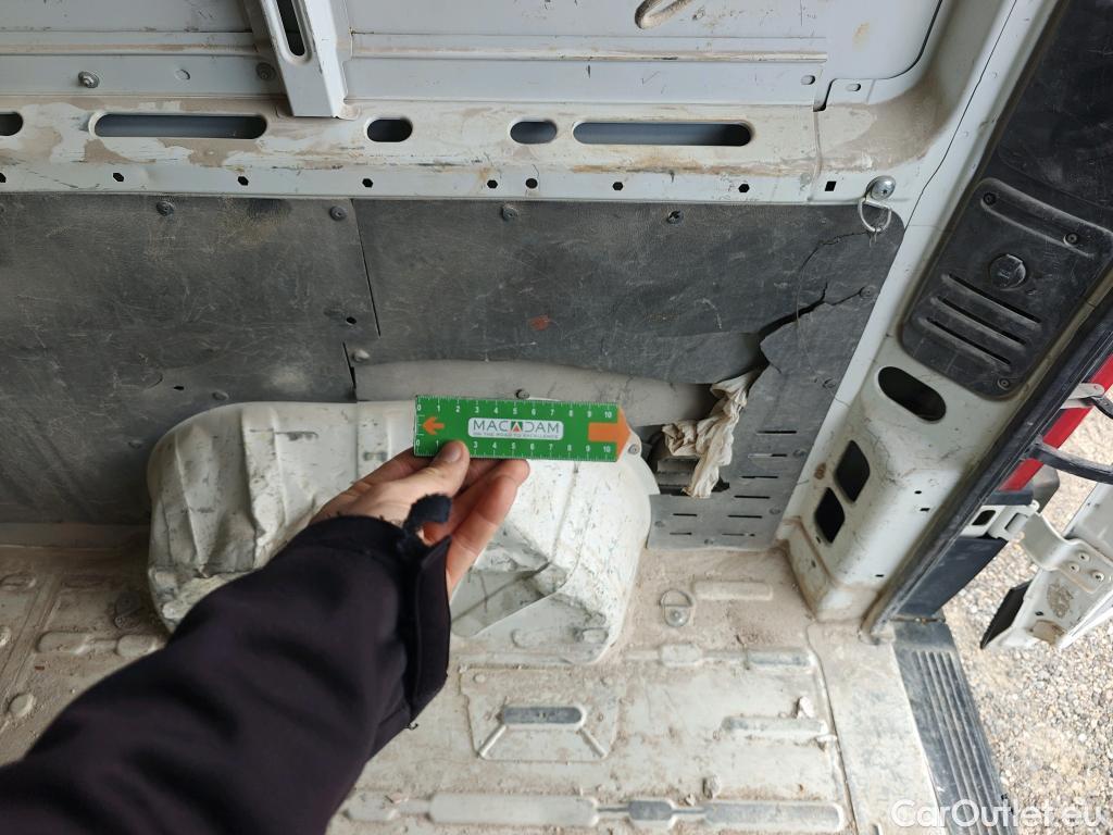  Citroen  Jumper CITROEN  / 2014 / 4P / furgón BlueHDi 88KW (120CV) Furgón 35L3H2 #30