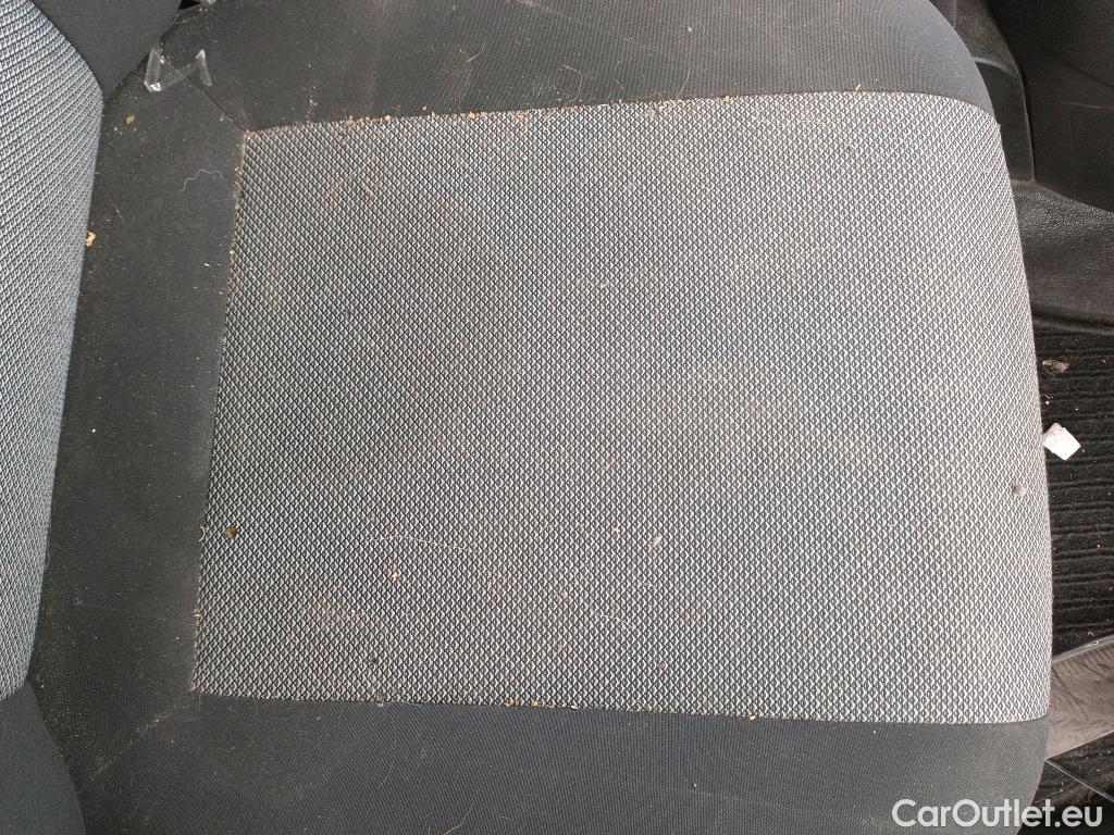  Fiat  Doblo FIAT Doblò Cargo/2015/3P/furgón derivado de turismo Cargo Base 1.6 Mjet 66kW (90CV) #2