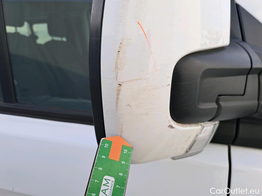  Ford  Transit  Custom Combi / Tourneo Custom 320 L1 Trend 2.0 Ecoblue 150CV MT6 E6d #42