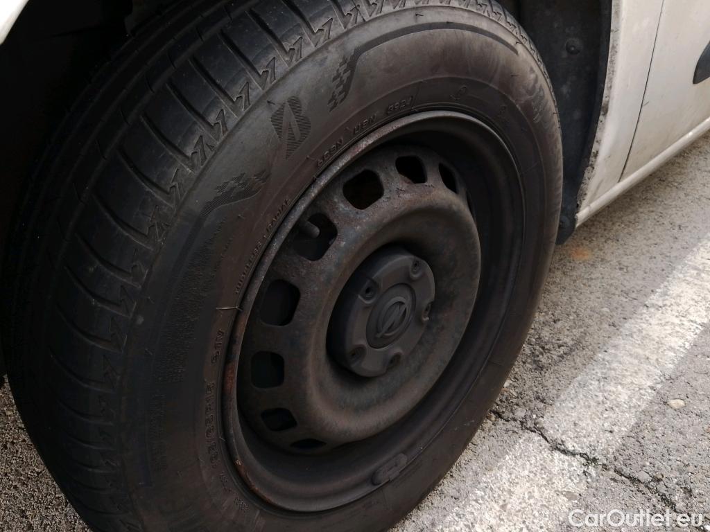  Opel  Combo OPEL  / 2018 / 3P / furgón derivado de turismo 1.6 TD S/S 74kW (100CV) Express L H1 650 #31