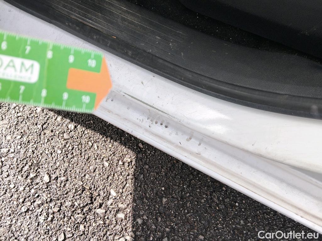  Opel  Combo OPEL  / 2018 / 3P / furgón derivado de turismo 1.5 TD 56kW (75CV) Express L H1 650kg #43