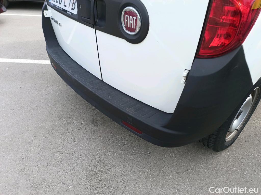  Fiat  Doblo FIAT Doblò Cargo/2015/4P/furgón derivado de turismo Cargo SX 1.3 Mjet 70 kW (95 CV) #9