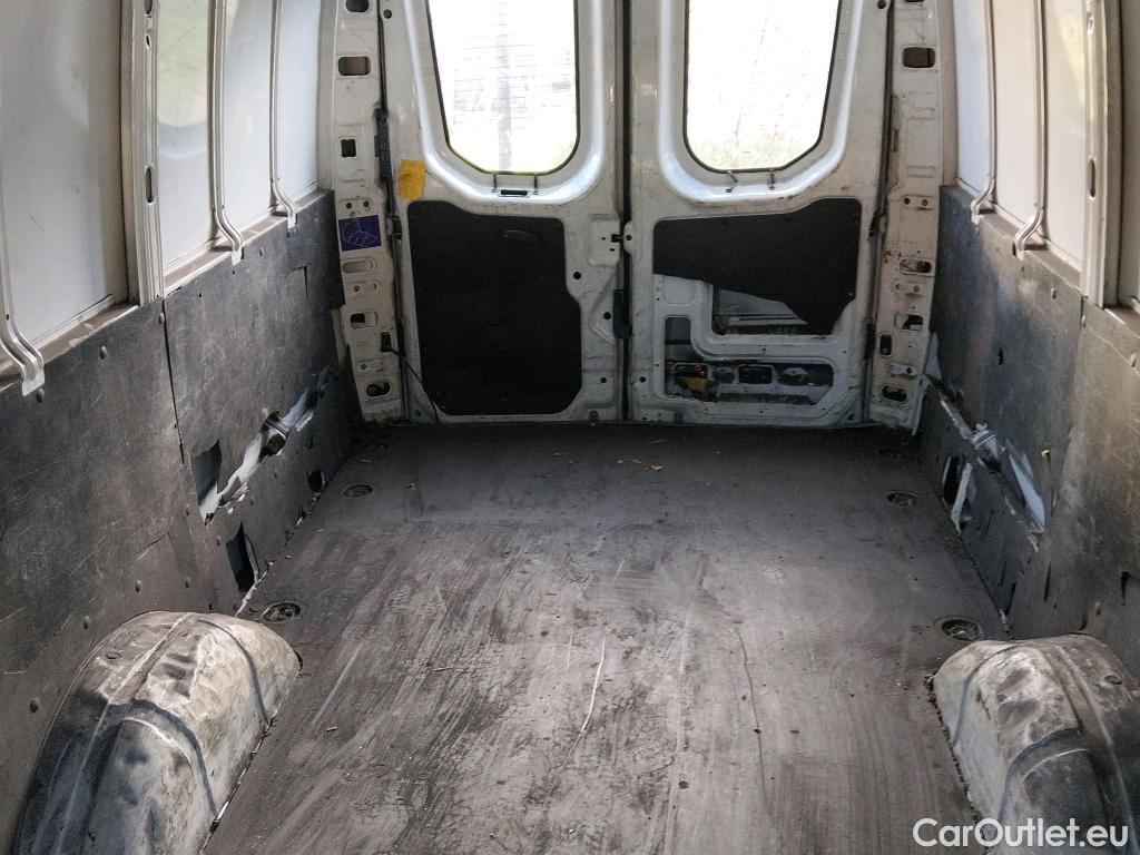  Iveco  Daily IVECO  / 2019 / 4P / combi 35S 14H V 4100/H2 16H M3 #44