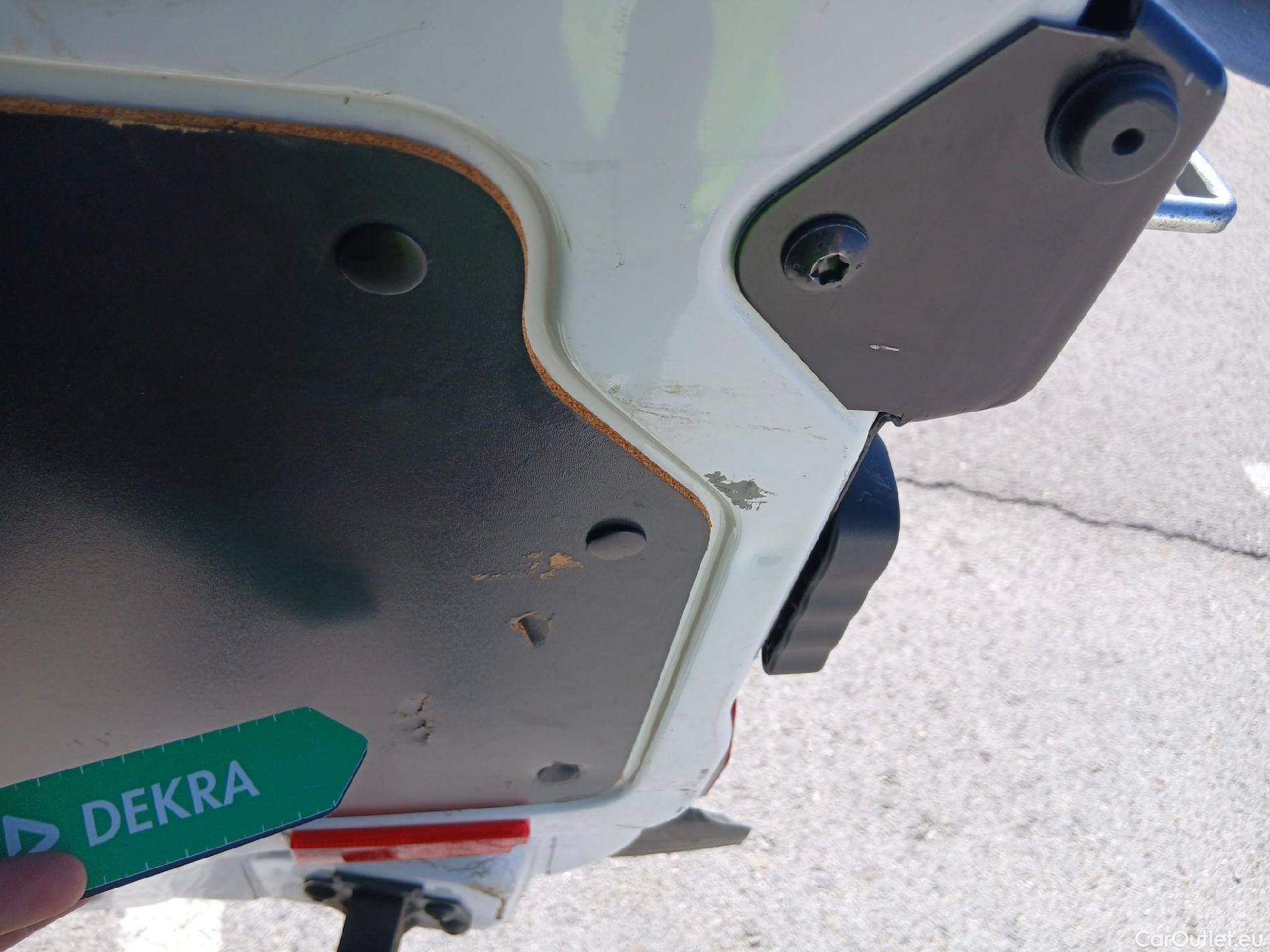  Mercedes  Citan MERCEDES-BENZ  / 2012 / 4P / furgón derivado de turismo 109 CDI Furgón Largo #7