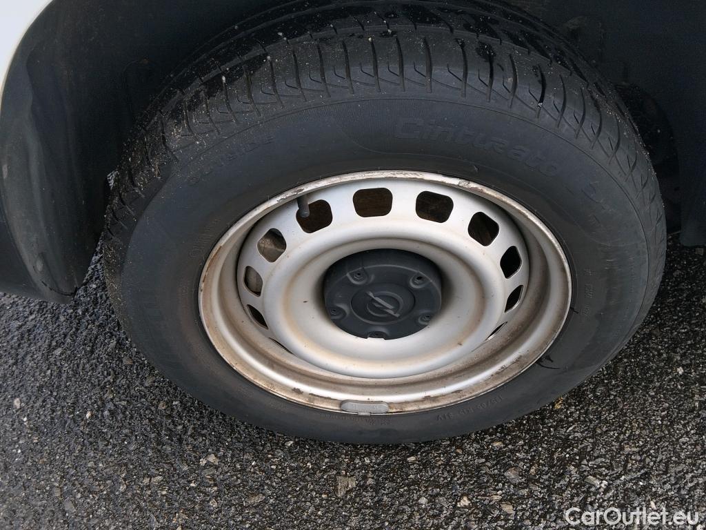  Opel  Combo OPEL  / 2018 / 3P / furgón derivado de turismo 1.5 TD 56kW (75CV) Express L H1 650kg #27