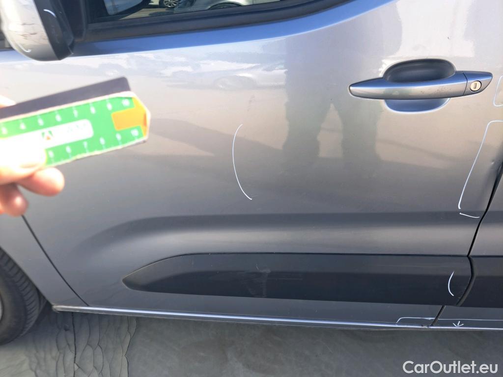  Opel  Combo OPEL  Life / 2018 / 5P / monovolumen compacto 1.5 TD 75kW (100CV) S/S Selective L (CX) #13