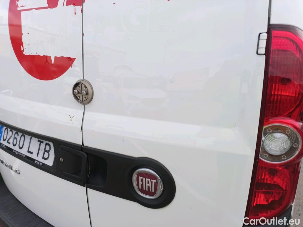 Fiat  Doblo FIAT Doblò Cargo/2015/4P/furgón derivado de turismo Cargo SX 1.3 Mjet 70 kW (95 CV) #8