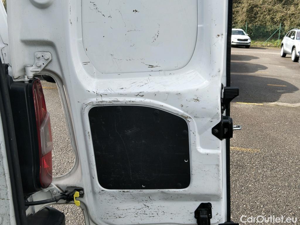  Opel  Combo OPEL  / 2018 / 3P / furgón derivado de turismo 1.5 TD 56kW (75CV) Express L H1 650kg #1