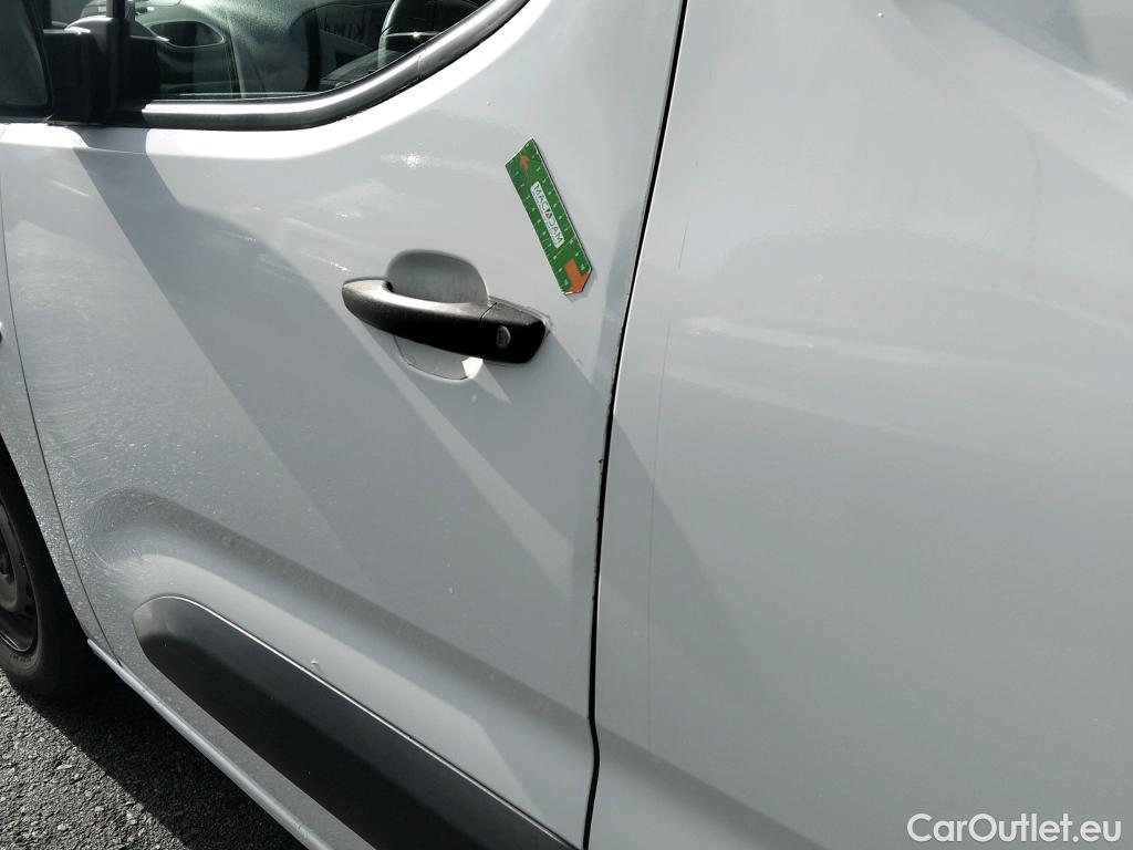  Opel  Combo OPEL  / 2018 / 3P / furgón derivado de turismo 1.5 TD 56kW (75CV) Express L H1 650kg #11