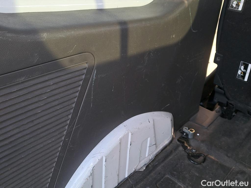  Ford  Transit Connect FORD  / 2013 / 5P / combi Kombi 1.5 TDCi 88kW Trend 230 L2 (N1) #24