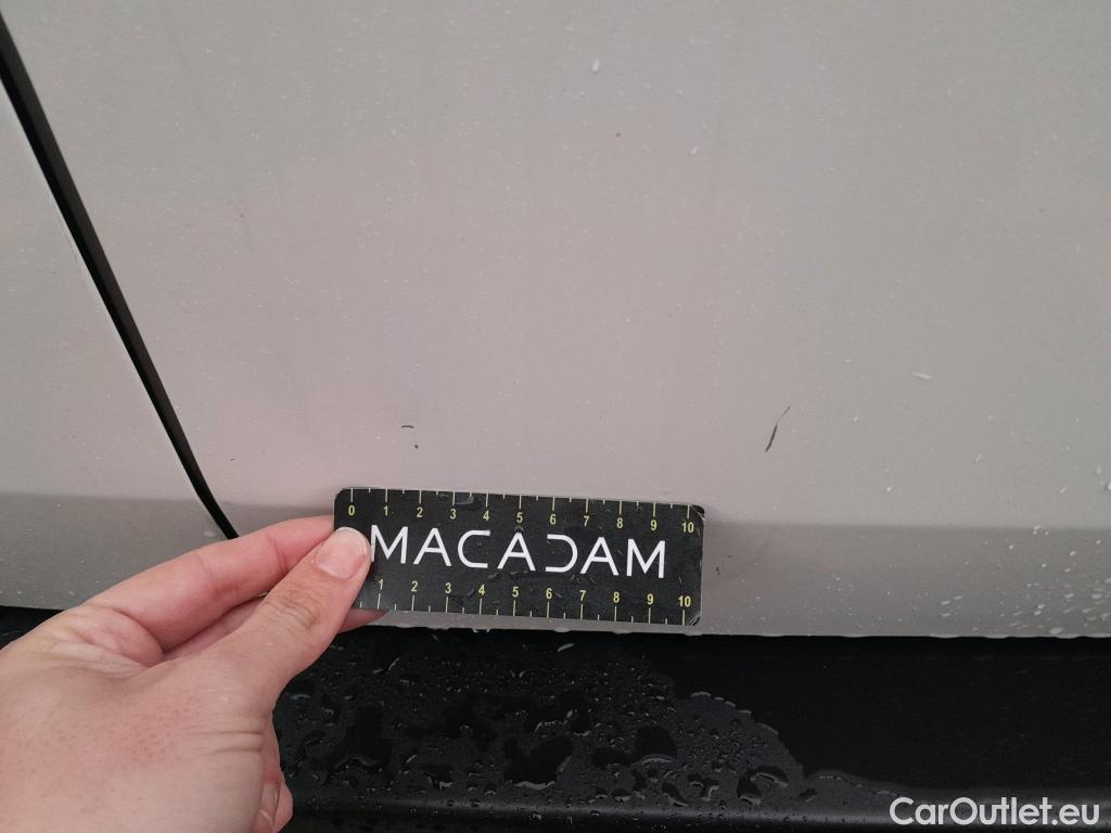  Fiat  Fiorino FIAT  / 2016 / 3P / furgón derivado de turismo Cargo Base 1.4 Natural Power 51kW (70CV)  #5