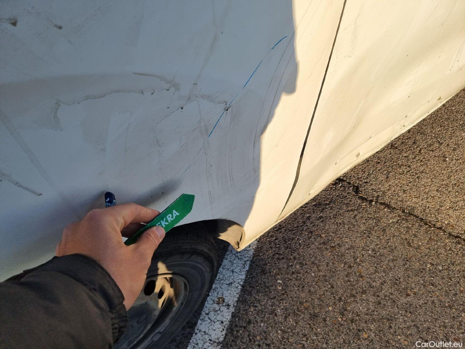  Peugeot  Expert PEUGEOT  / 2016 / 4P / combi Combi 1.6 BlueHDi 73KW (100CV) Standard #29