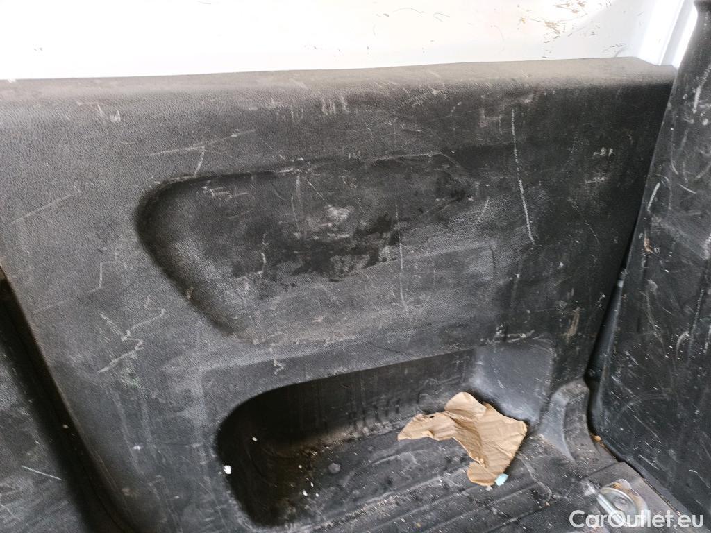  Peugeot  Partner PEUGEOT  / 2018 / 4P / furgón derivado de turismo Premium Standard 600kg BlueHDi 73kW (AC) #27