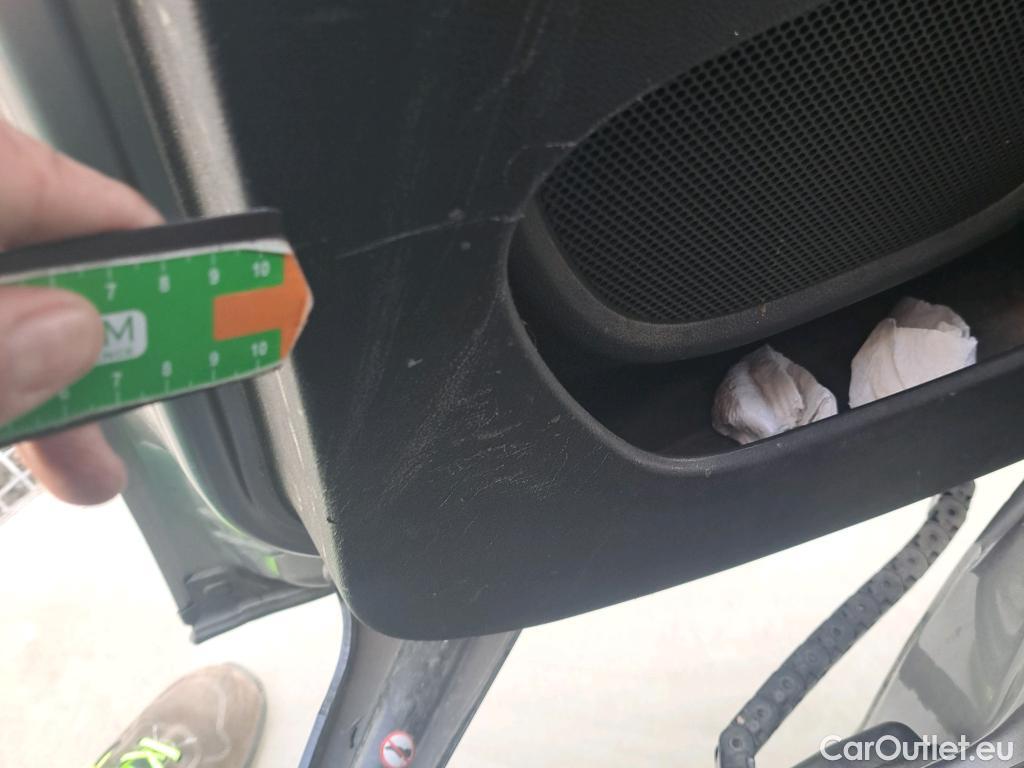  Opel  Combo OPEL  Life / 2018 / 5P / monovolumen compacto 1.5 TD 75kW (100CV) S/S Selective L (CX) #54