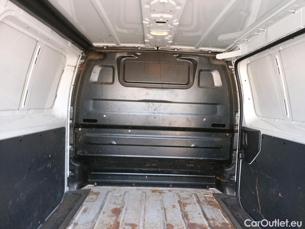  Peugeot  Expert PEUGEOT  Furgón Pro 2.0 BlueHDi 120 S&S Standard (CX) #19