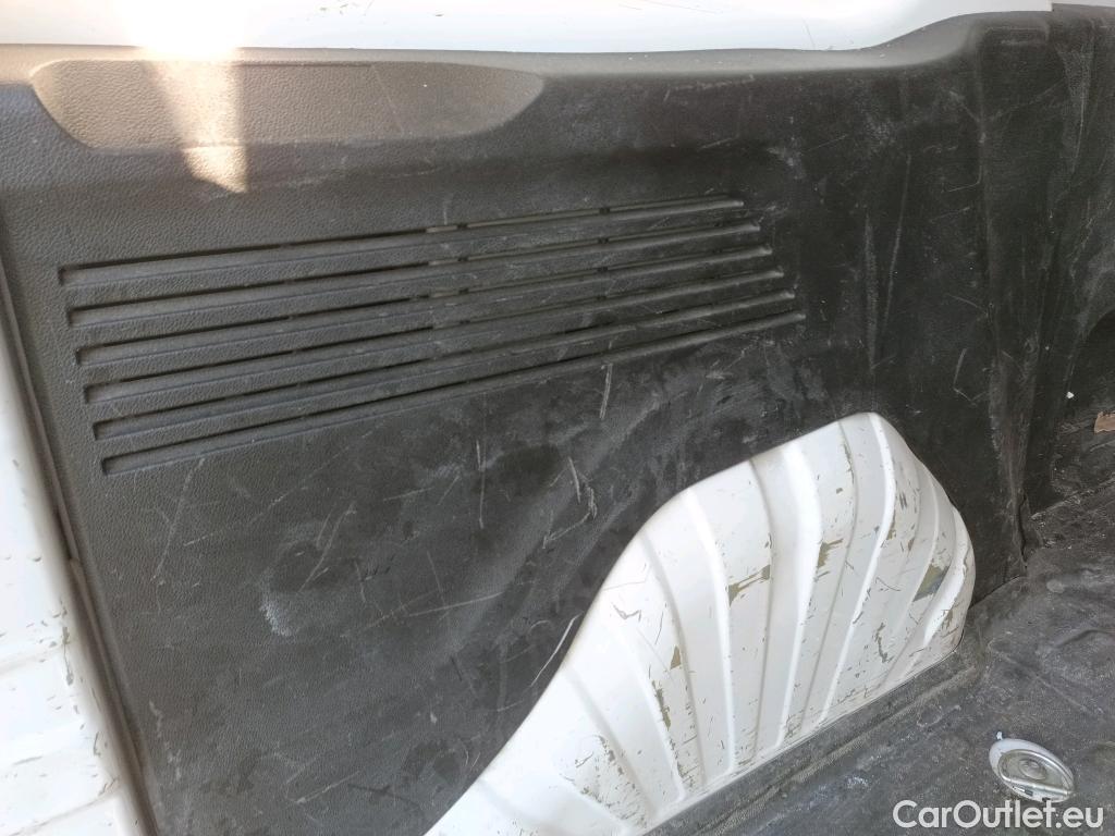  Peugeot  Partner PEUGEOT  / 2018 / 4P / furgón derivado de turismo Premium Standard 600kg BlueHDi 73kW (AC) #22