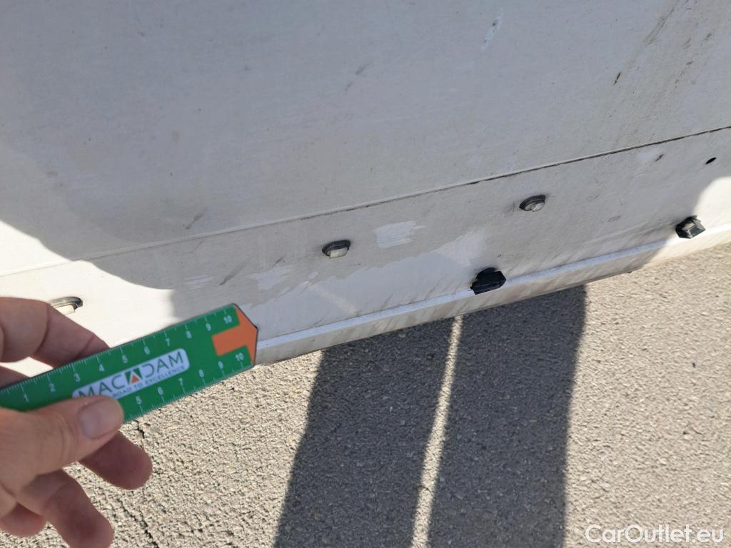  Peugeot  Boxer PEUGEOT  / 2014 / 4P / furgón 335 L2 H2 BHDI 103kW (140CV) S&S 6 V. M #51