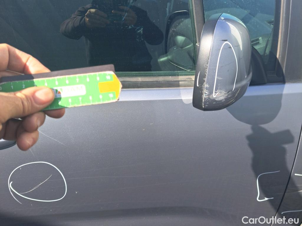  Opel  Combo OPEL  Life / 2018 / 5P / monovolumen compacto 1.5 TD 75kW (100CV) S/S Selective L (CX) #83