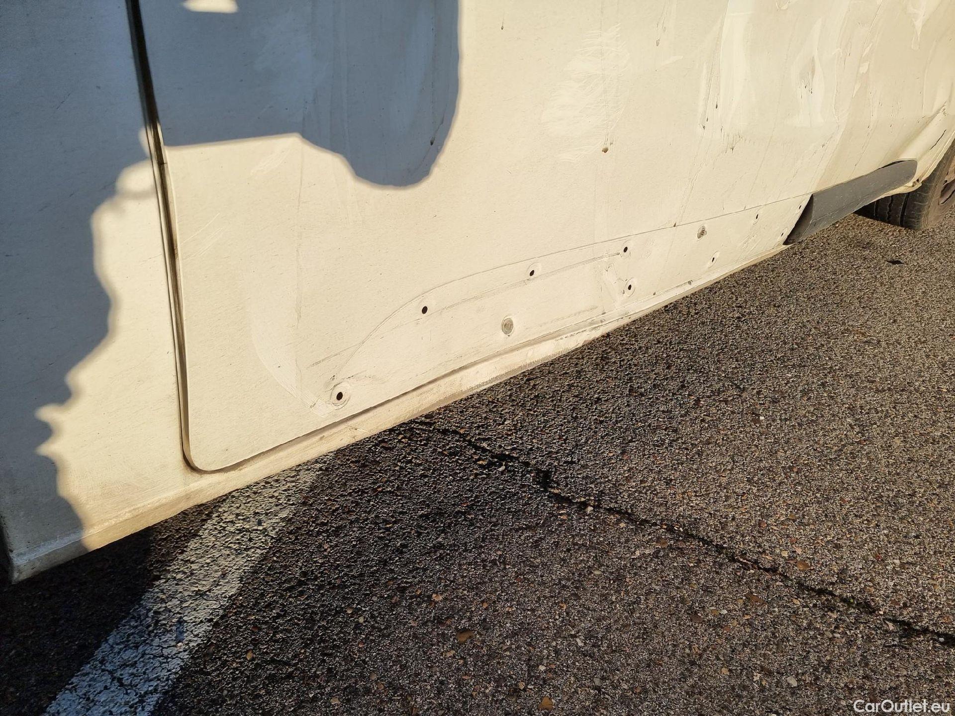  Peugeot  Expert PEUGEOT  / 2016 / 4P / combi Combi 1.6 BlueHDi 73KW (100CV) Standard #35