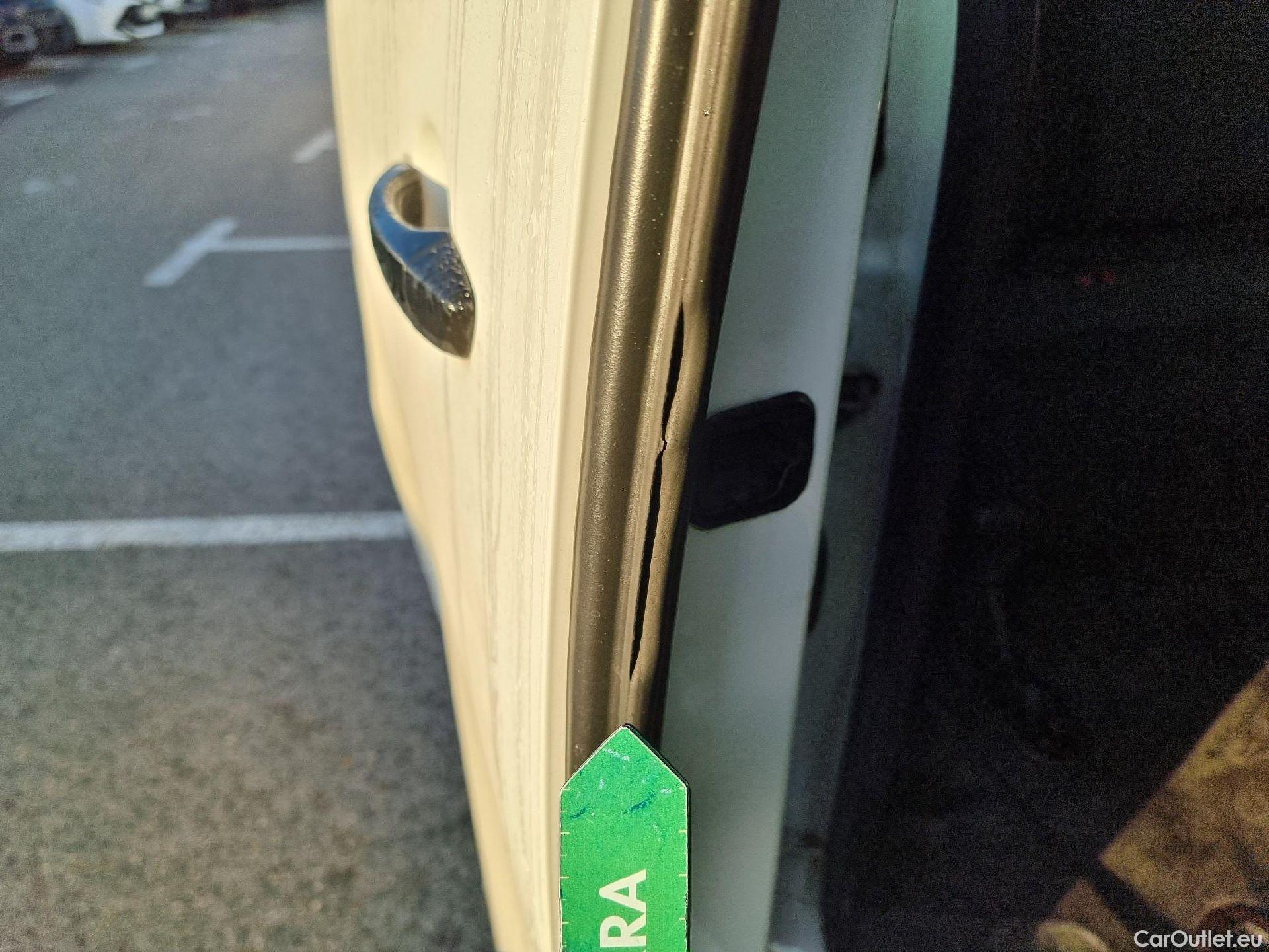  Peugeot  Expert PEUGEOT  / 2016 / 4P / combi Combi 1.6 BlueHDi 73KW (100CV) Standard #16